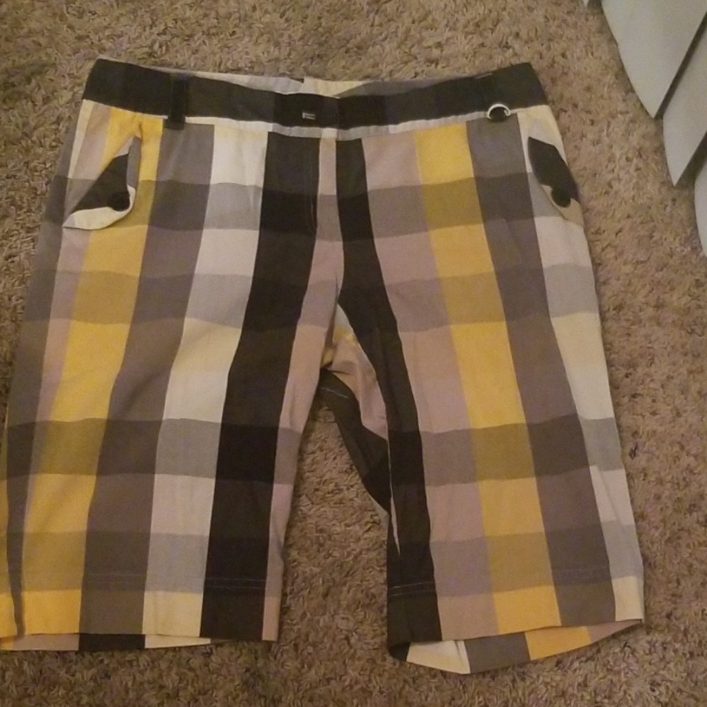 Golf shorts